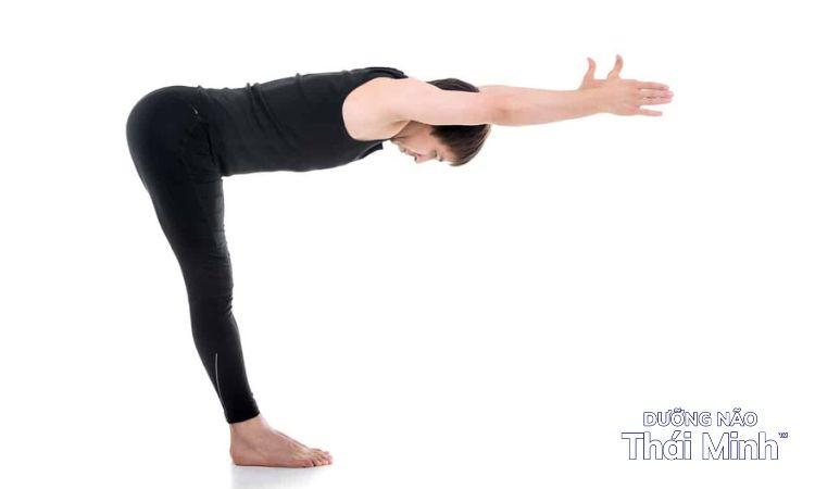 Hỗ trợ thư giãn lưng dưới và giảm mỏi vai