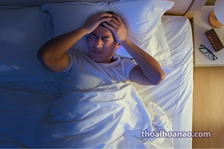 Mất ngủ do đau đầu thường xuyên