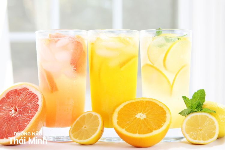 Nước ép trái cây nguyên chất cải thiện tuần hoàn máu