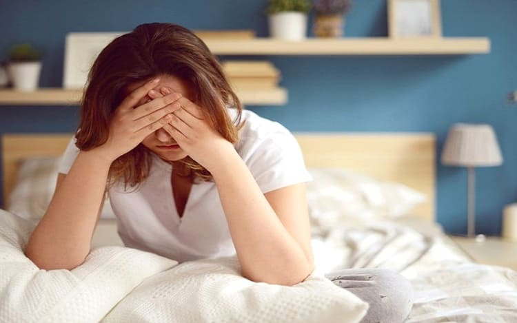 Suy giảm nội tiết tố có thể dẫn đến tình trạng đau nửa đầu bên trái